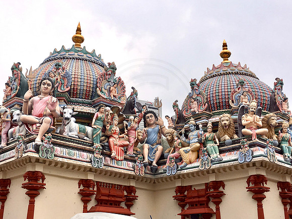 Sri Mariamman Hindu Temple in Chinatown, Singapore